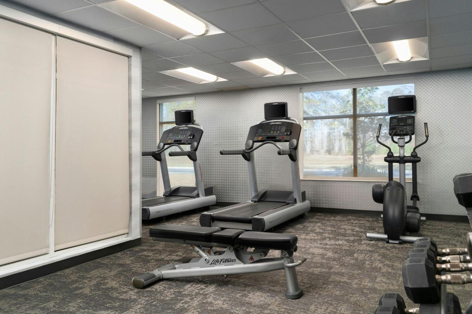 Fairfield Inn & Suites By Marriott Chesapeake Suffolk Екстер'єр фото